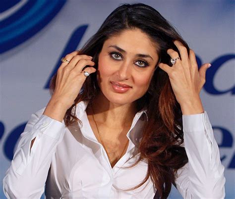 kareena kapoor porn video|Free Kareena Kapoor Porn Videos .